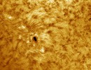 AR12822sonne9102174mmam130521farb
